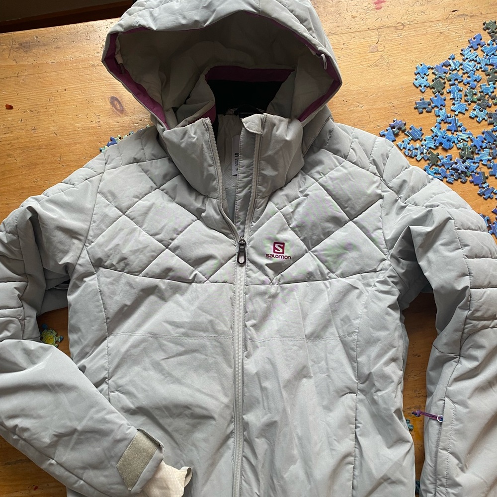 Salomon Women’s Medium Insulated Ski Jacket Bomber Style